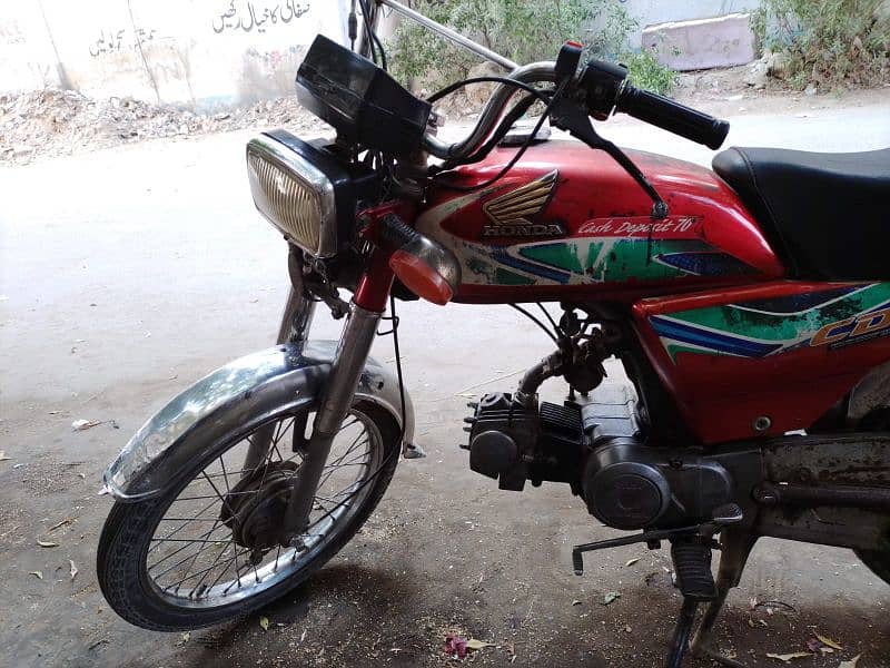 Honda CD70 2013 1