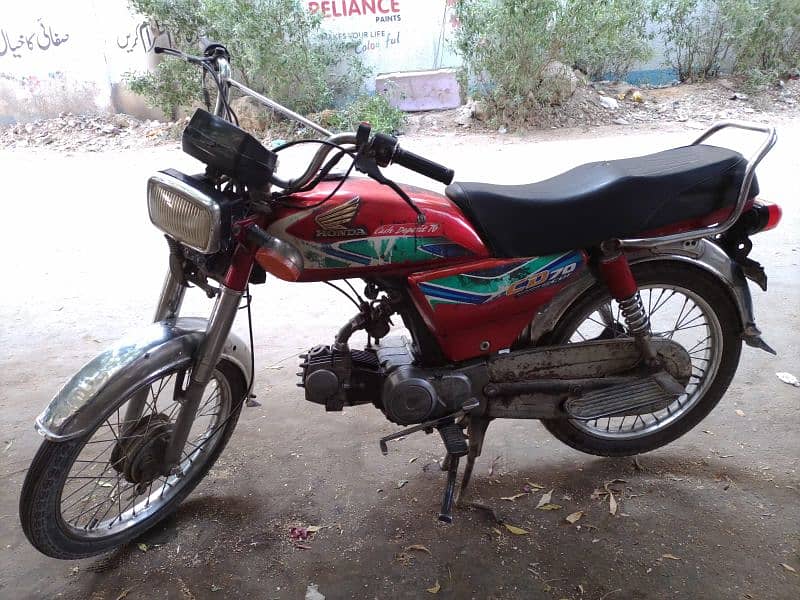 Honda CD70 2013 6