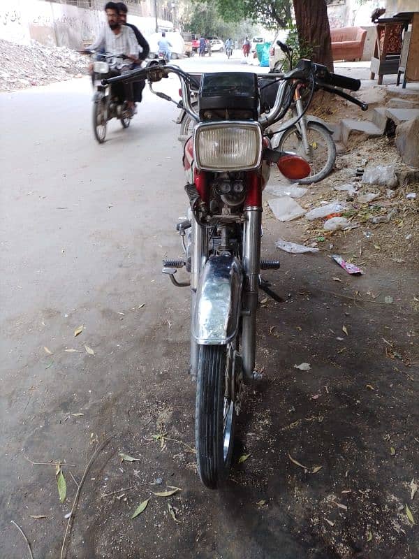 Honda CD70 2013 7