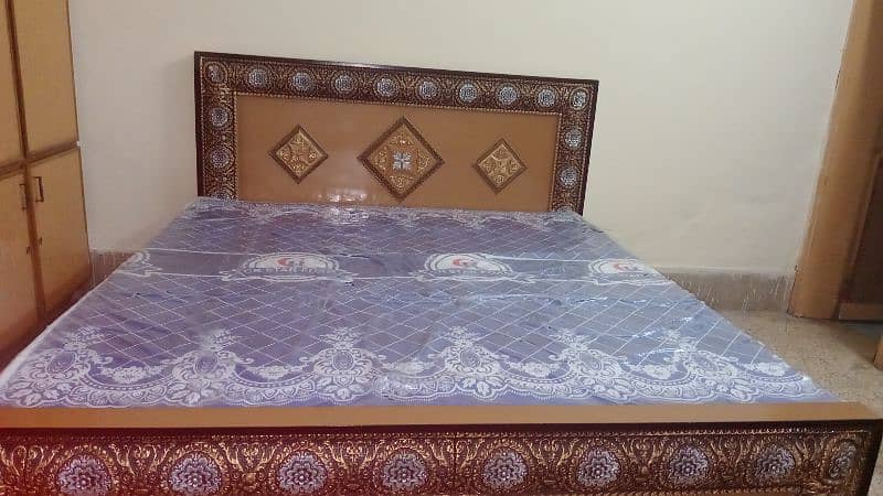 King bed 2