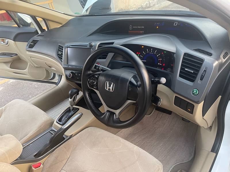 Honda Civic Oriel 2014 11