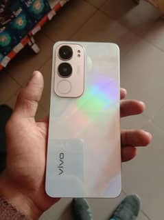 vivo y19s condition 10/10 used only 3days charger + Box