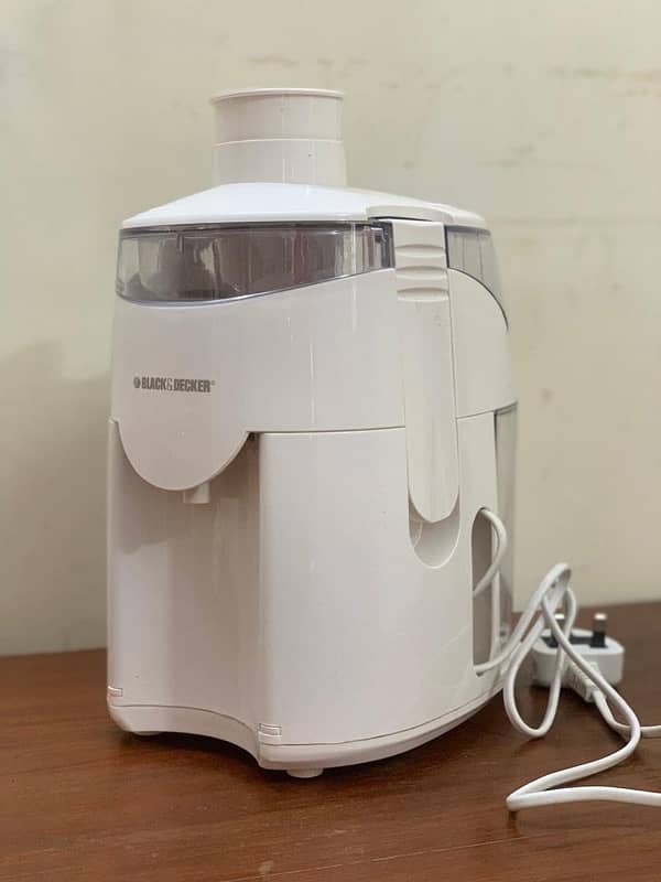 black decker juicer machine 2