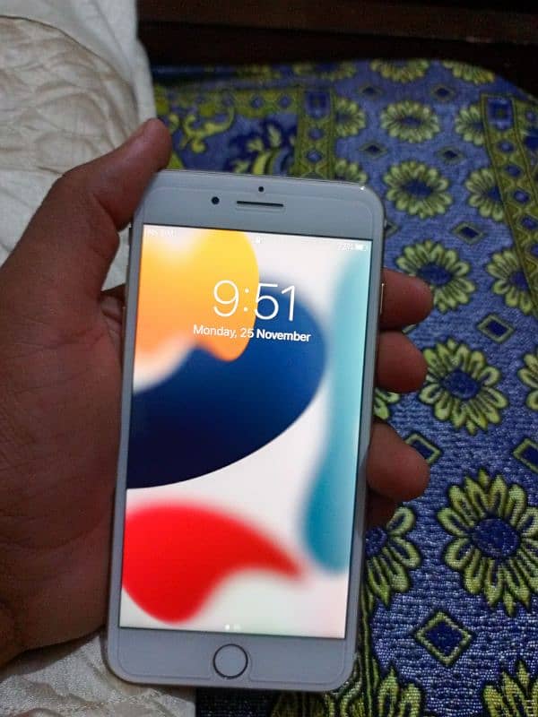 i phone 7 plus 128gb full box PTA approved 1