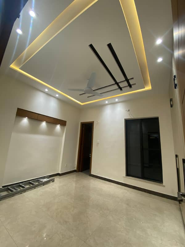 5 Marla Brand new luxury designer house for sale in investor price in BAHRIA TOWN PHASE 8 RWP 9