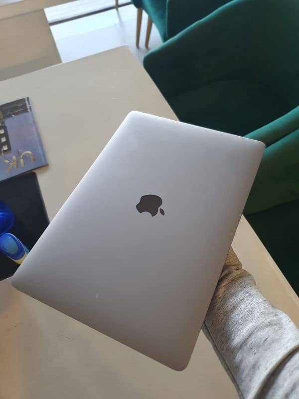 Macbook pro 2017 7