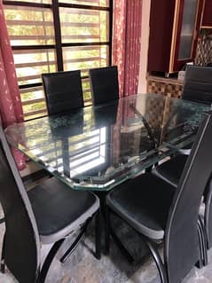 Dining Table with 6 chairs