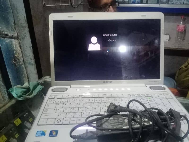 laptop, Toshiba laptop, window laptop,cheap price laptop 3