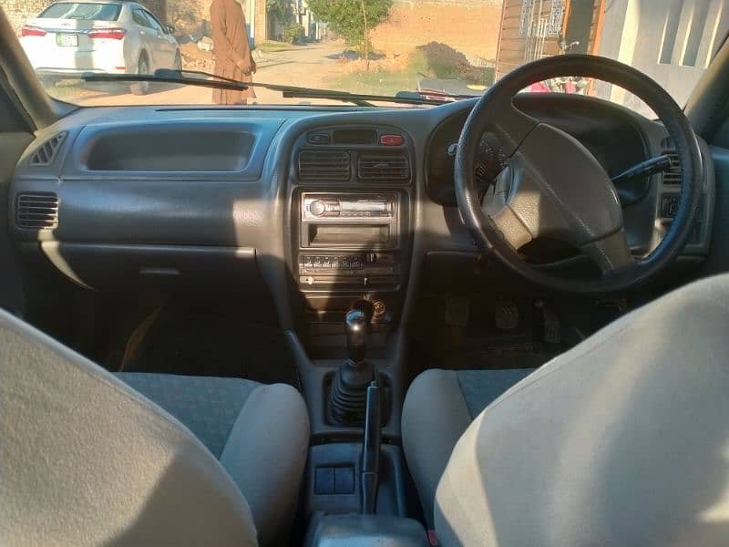 Suzuki Baleno 2000 4