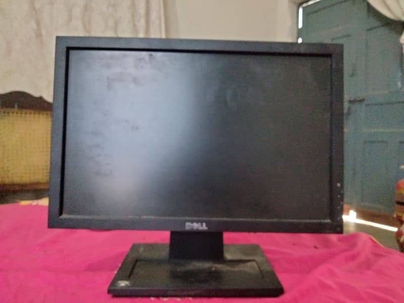 dell led 17 inch 1