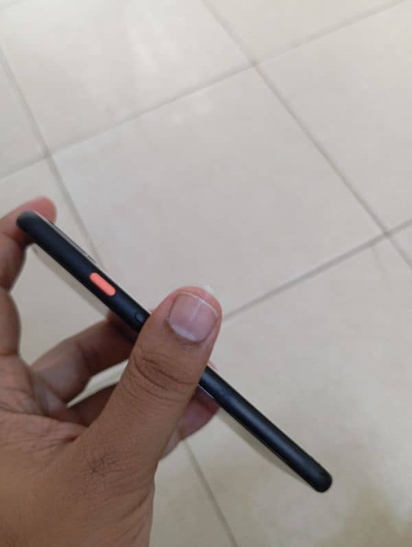 Google Pixel 4 6-128 GB 3