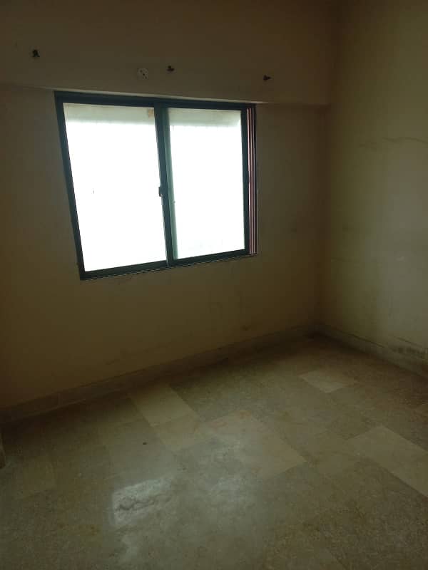 3 bed dd corner flat for rent on main road project 7