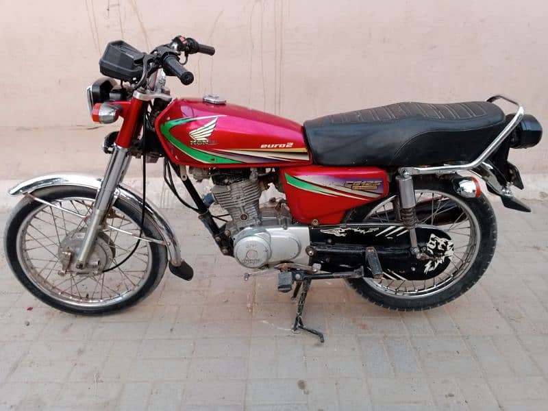 HONDA 125CC 2014 MODEL KARACHI NUMBER 3