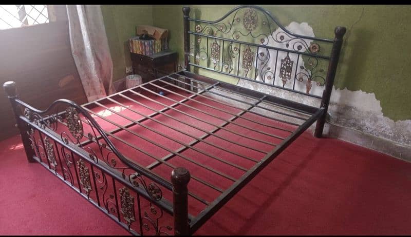 Bed For Sale 0