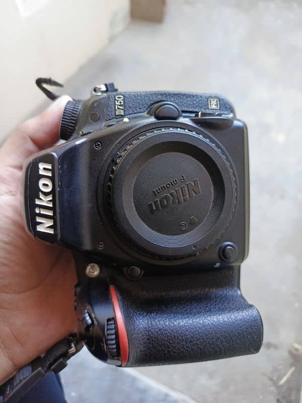 NIKON D750 BODY mint condition 7