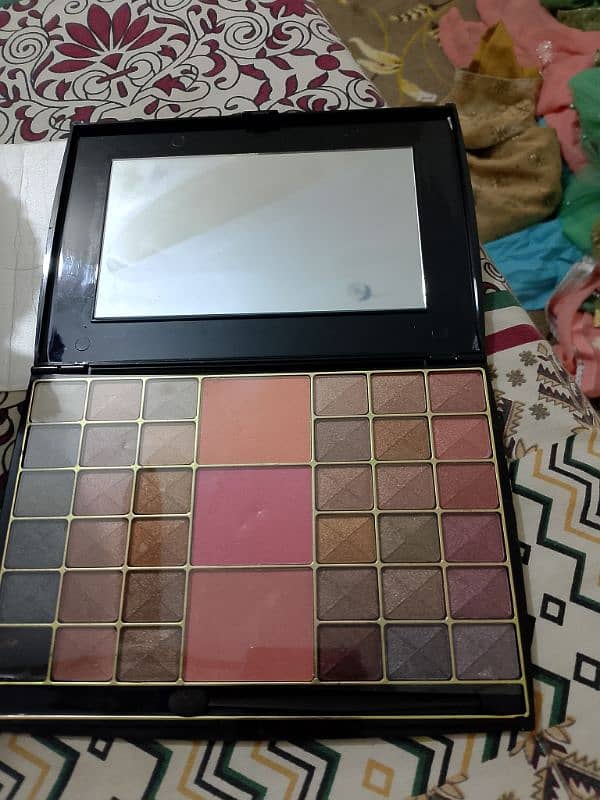 sweet rose 36 eyeshadow and 3 blusher 1