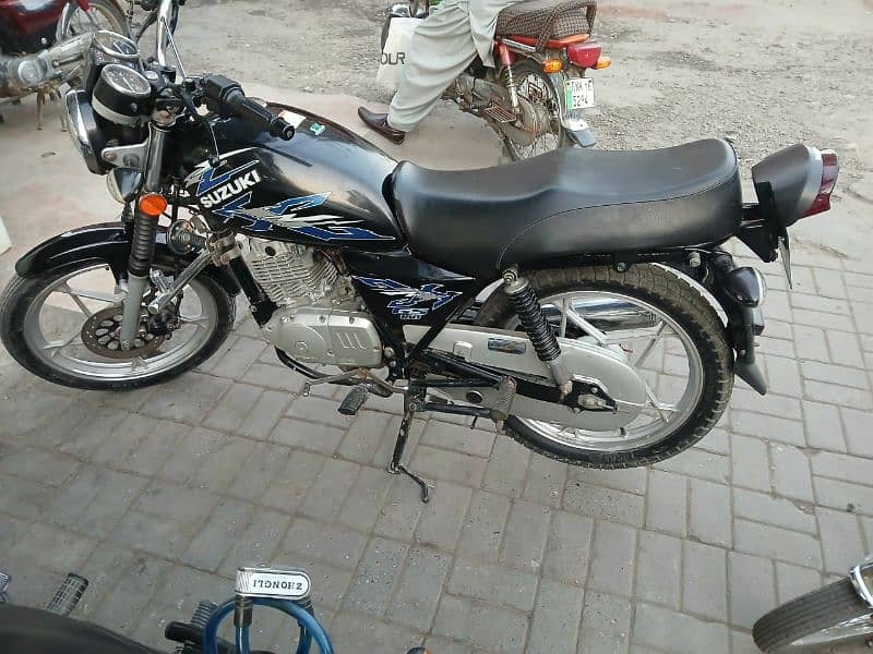 Suzuki GS150 2018 model  280000 3