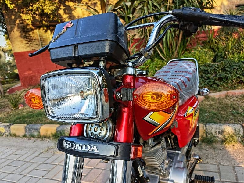 Honda 125 2021 03094997099 13