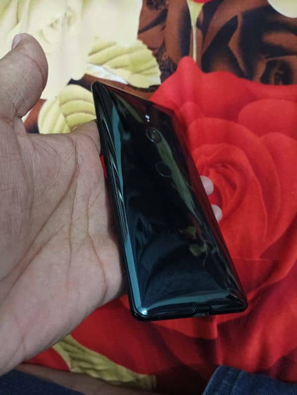 Sony Xperia XZ3 (Official PTA approved) 3