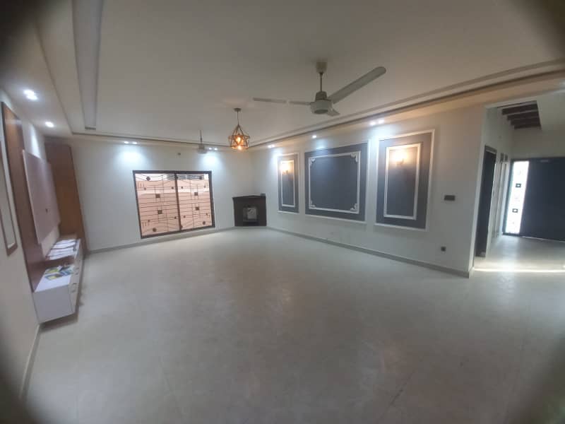 1 kanal house for rent available in Valencia Housing Society Lahore 8