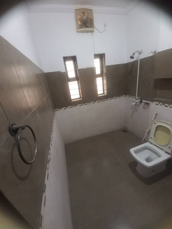 1 kanal house for rent available in Valencia Housing Society Lahore 16