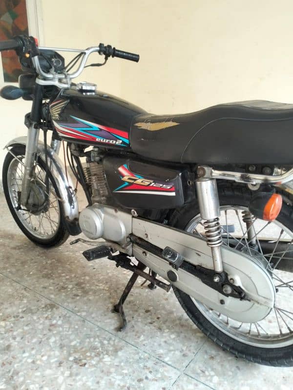 Honda CG 125 2019 3