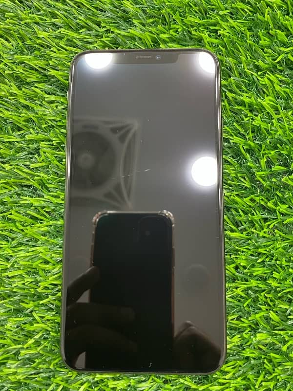 iphone 11 Pro Max 64 gb non pta factory unlock waterpack 1