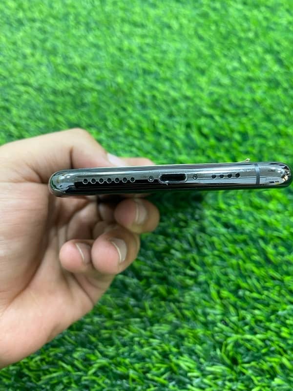 iphone 11 Pro Max 64 gb non pta factory unlock waterpack 6