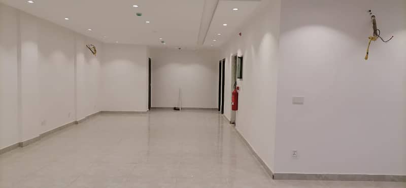 DHA Phase 6 Main Boulevard 4 Marla Office Available For Rent In Very Reasonable Rent 13