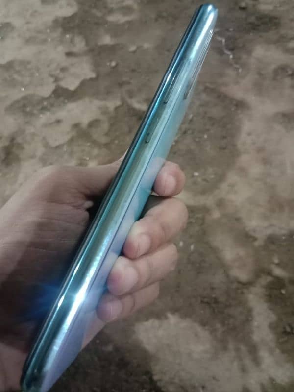 Vivo S1 4