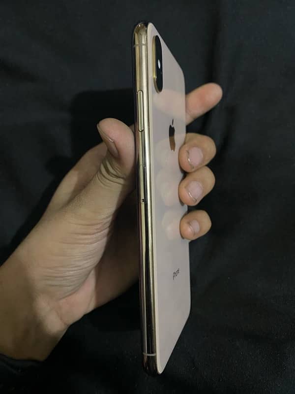 i phone xs max 8