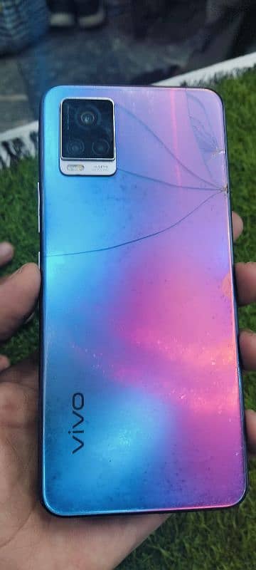 vivo mobile phone with box 10 by 10 condition 3