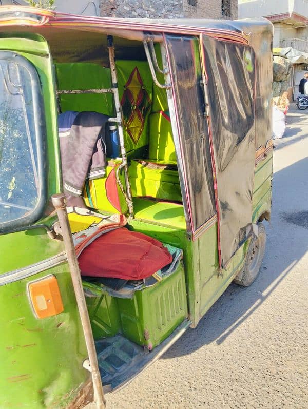 rogar auto cng rickshaw 2016 model green color 1