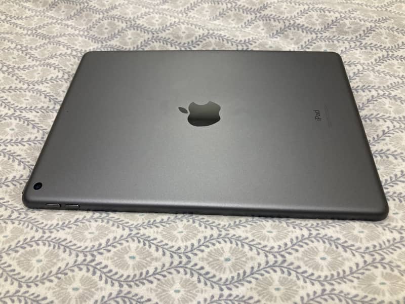 ipad 8th generation 128gb 14