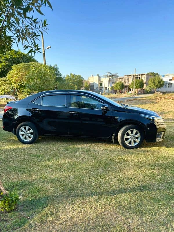 Toyota Altis Grande 2015 Total Genuine 1