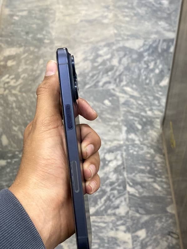 iphone 15 pro max 512gb (JV) 1