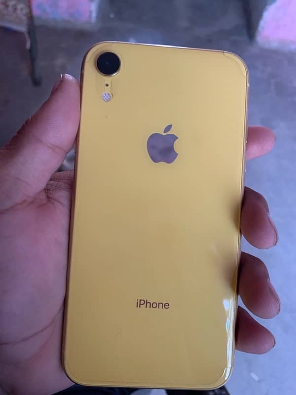 iPhone Xr 128Gb 3