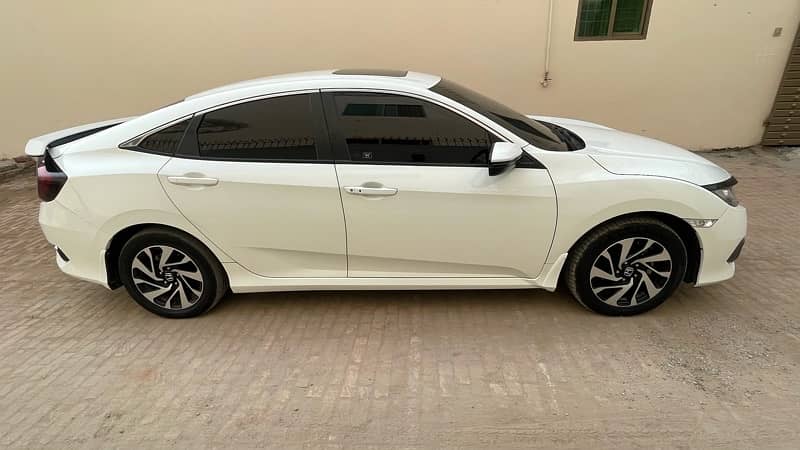 Honda Civic VTi Oriel Prosmatec 2018 4