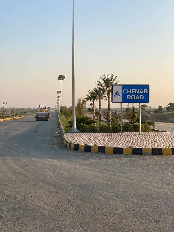 5 MARLA PLOT FOR SALE BEST OPPORTUNITY FOR INVESTOR IN LDA CITY LAHORE 4