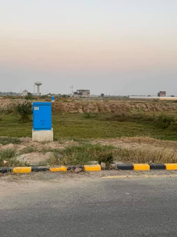 5 MARLA PLOT FOR SALE BEST OPPORTUNITY FOR INVESTOR IN LDA CITY LAHORE 15