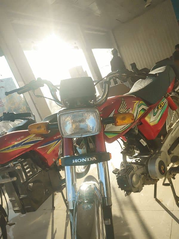 Honda 70 2023 modle in good condition 4