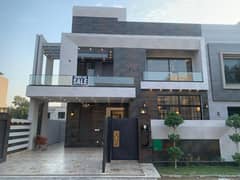 11 Marla Designer House for Sale Sector E, Bahria Town Lahore