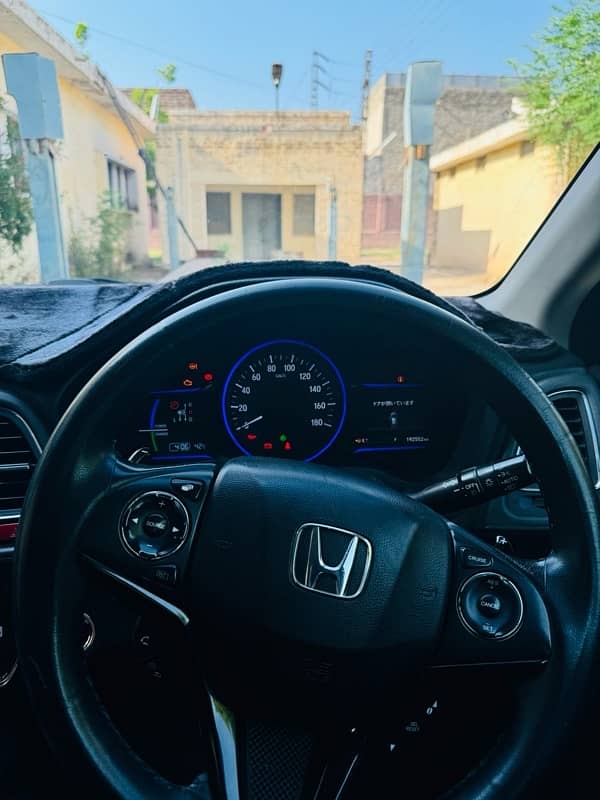 Honda Vezel 2014 6