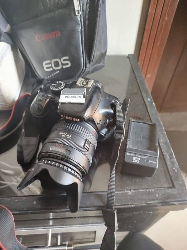 DSLR flip camera D600 (kiss) with lens 7