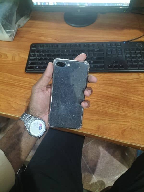 iphone 7+    128 gb with box non PTA 0