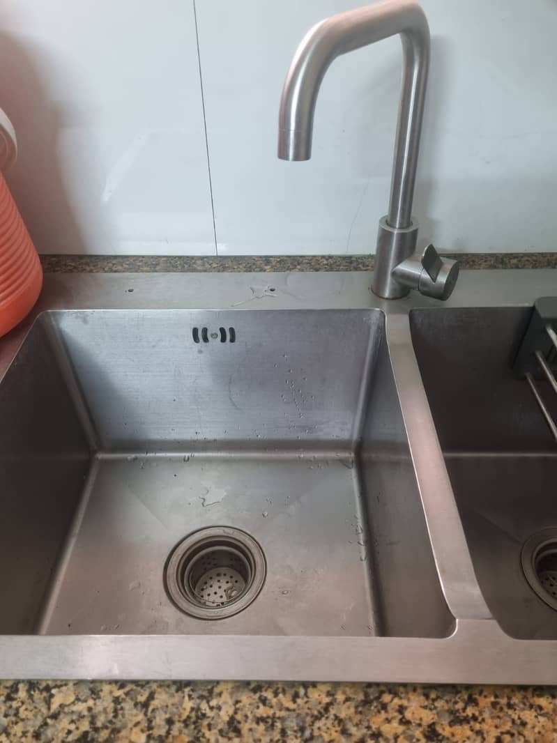 Double tub washing Sink 3