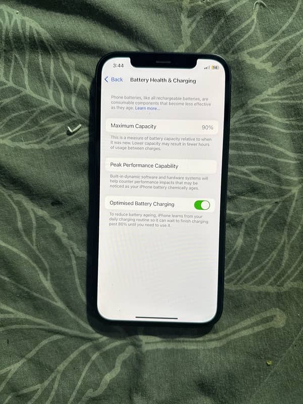 iPhone 12 non pta /factory unlock 7