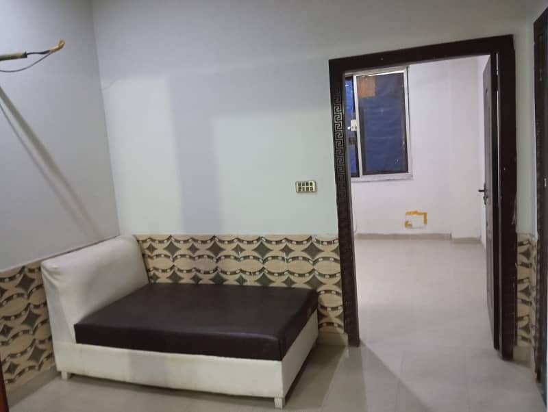 2 Bed Flat For Rent In Heart Of Bahria Town Gulmohar Block 0