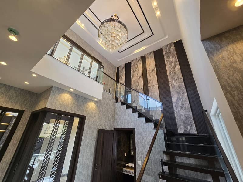 "Out Class Top Location One Kanal Brand New Modern House For Sale DHA Phase 7 Lahore " 5