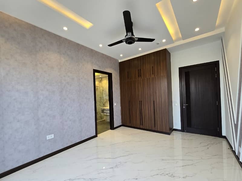 "Out Class Top Location One Kanal Brand New Modern House For Sale DHA Phase 7 Lahore " 17